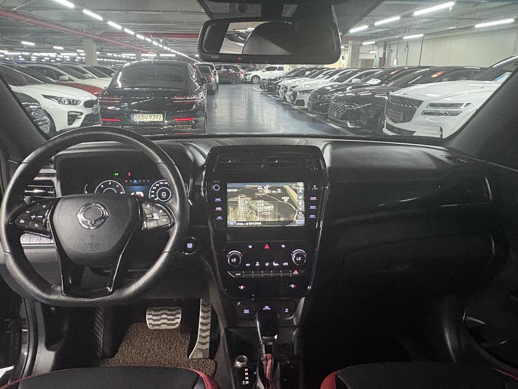 Ssangyong Tivoli - Vista 12