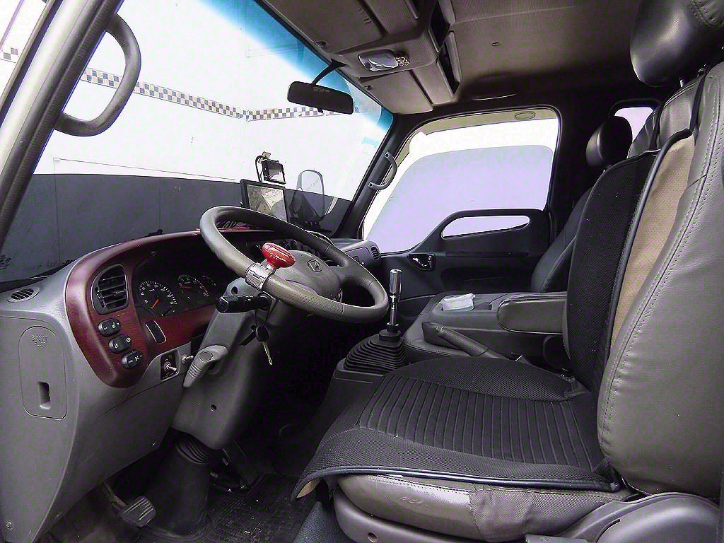 medium and large cargo truck 2014 Blanco - Importación desde Corea - HF Imports Iquique - Foto 12