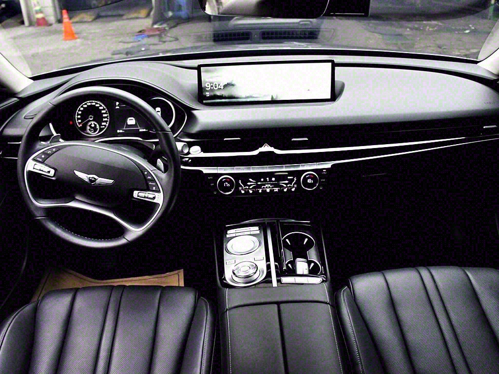 Genesis G80 - Vista 11