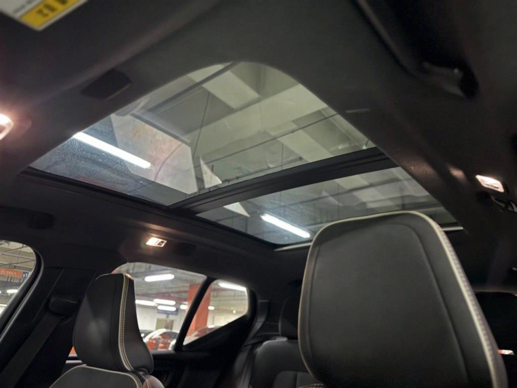 Volvo XC40 2019 Negro - Importación desde Corea - HF Imports Iquique - Foto 13