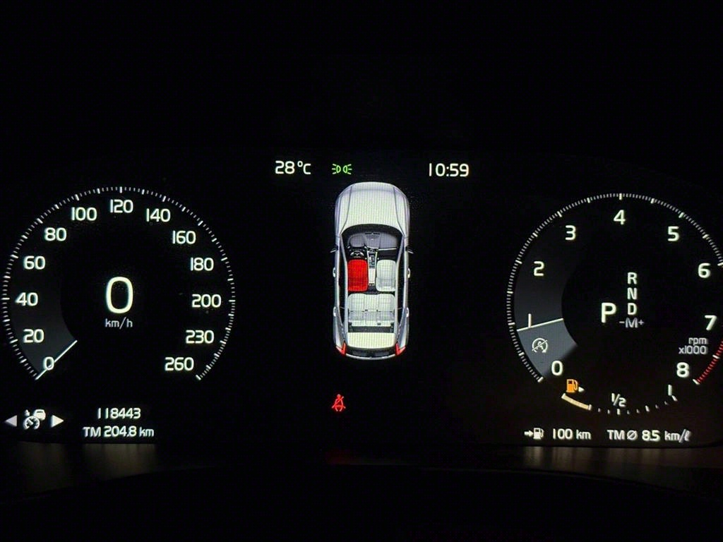 Volvo XC40 2019 Negro - Importación desde Corea - HF Imports Iquique - Foto 17