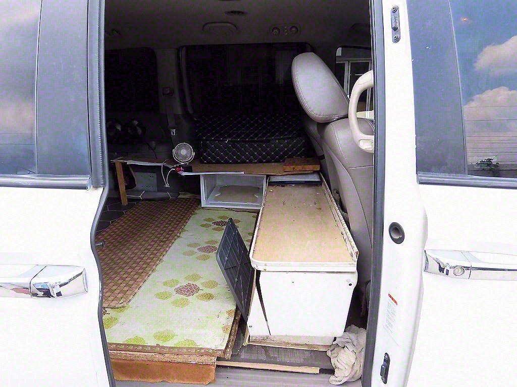 KIA Carnival - Vista 7