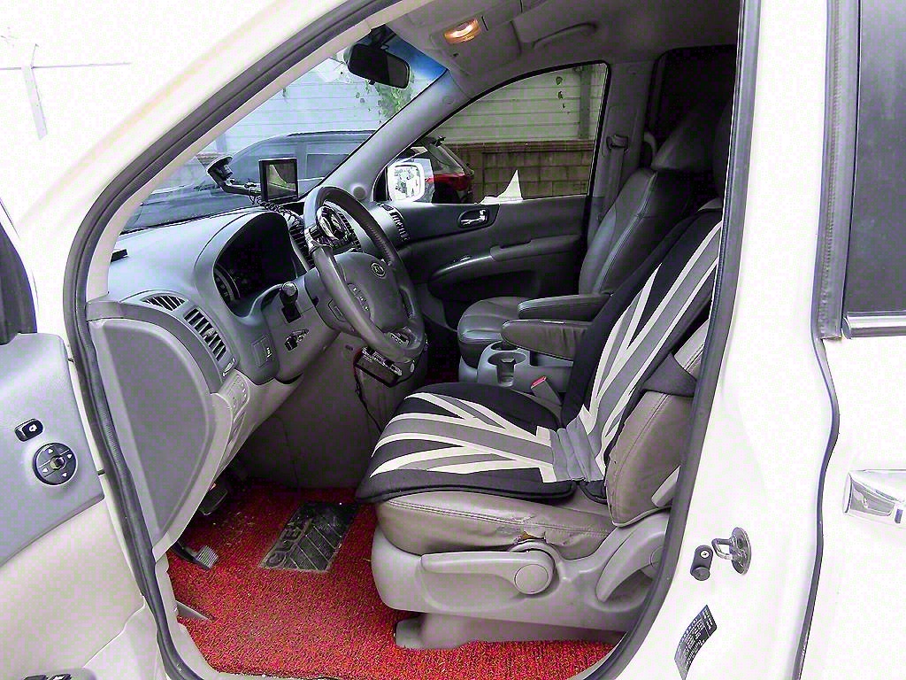 KIA Carnival - Vista 5
