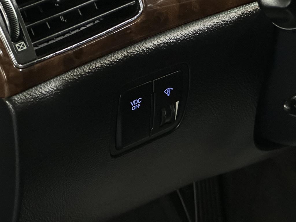 HYUNDAI Genesis - Vista 12