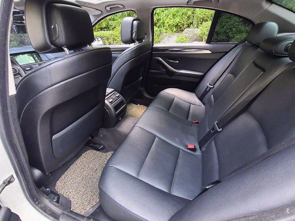 BMW 5 Series - Vista 8