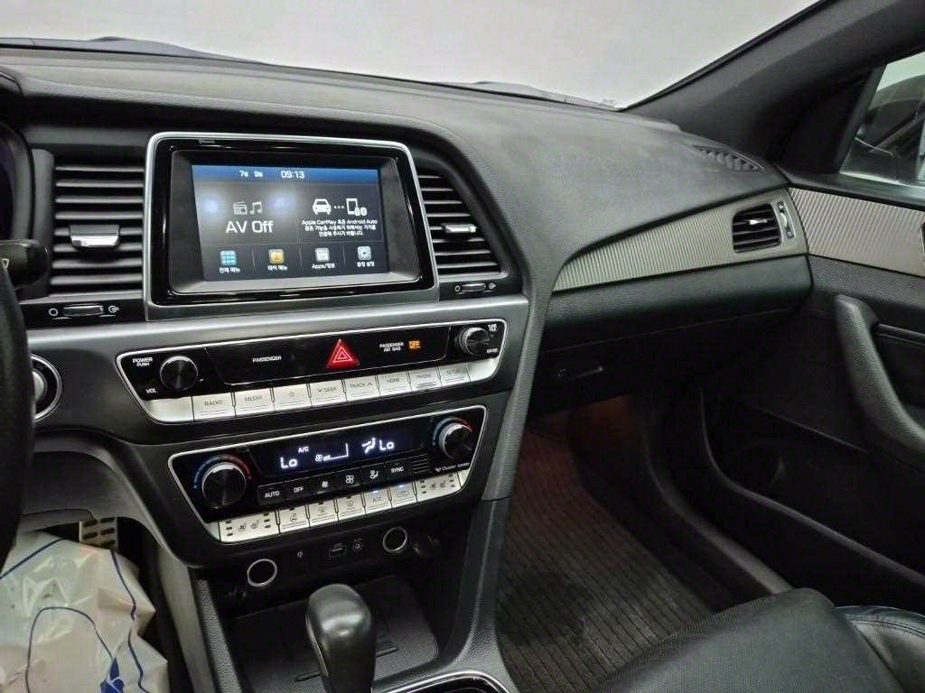 HYUNDAI Sonata - Vista 10