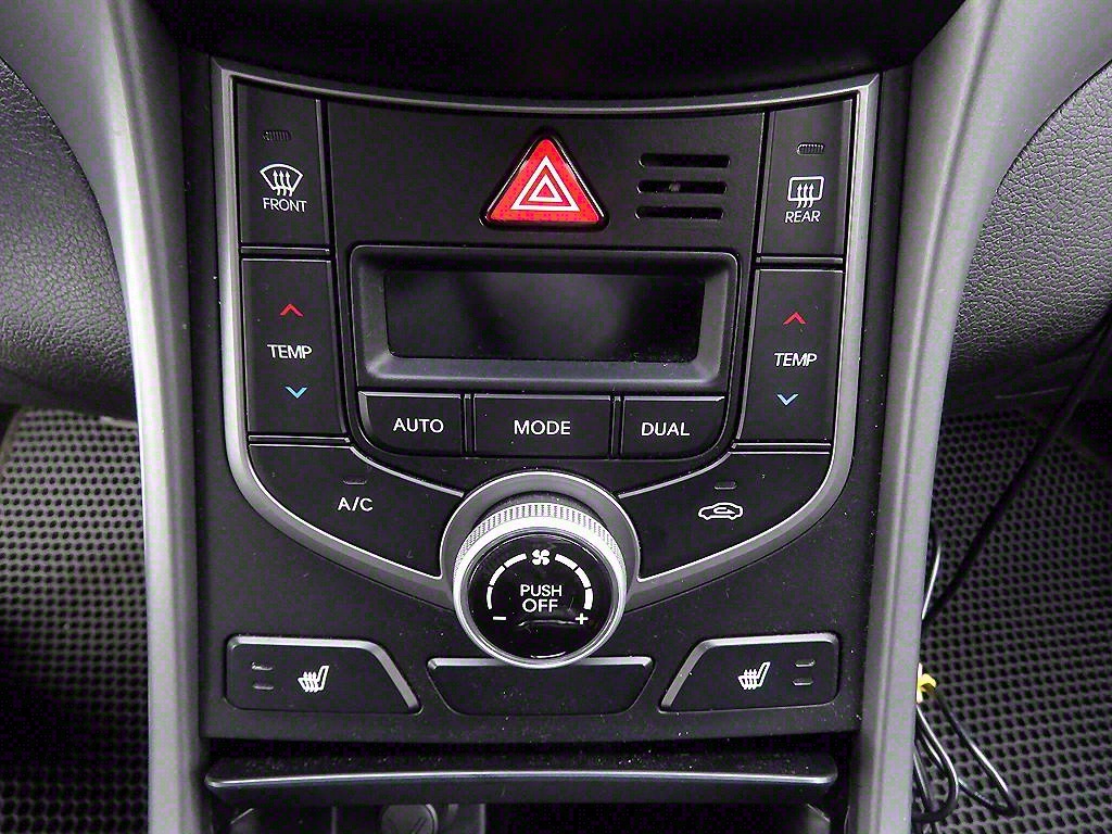 HYUNDAI Avante 2014 Blanco - Importación desde Corea - HF Imports Iquique - Foto 13