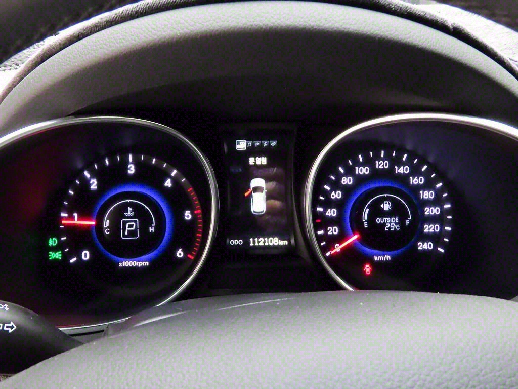 HYUNDAI Maxcruz - Vista 6