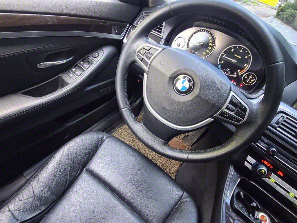 BMW 5 Series 2012 Blanco - Importación desde Corea - HF Imports Iquique - Foto 17