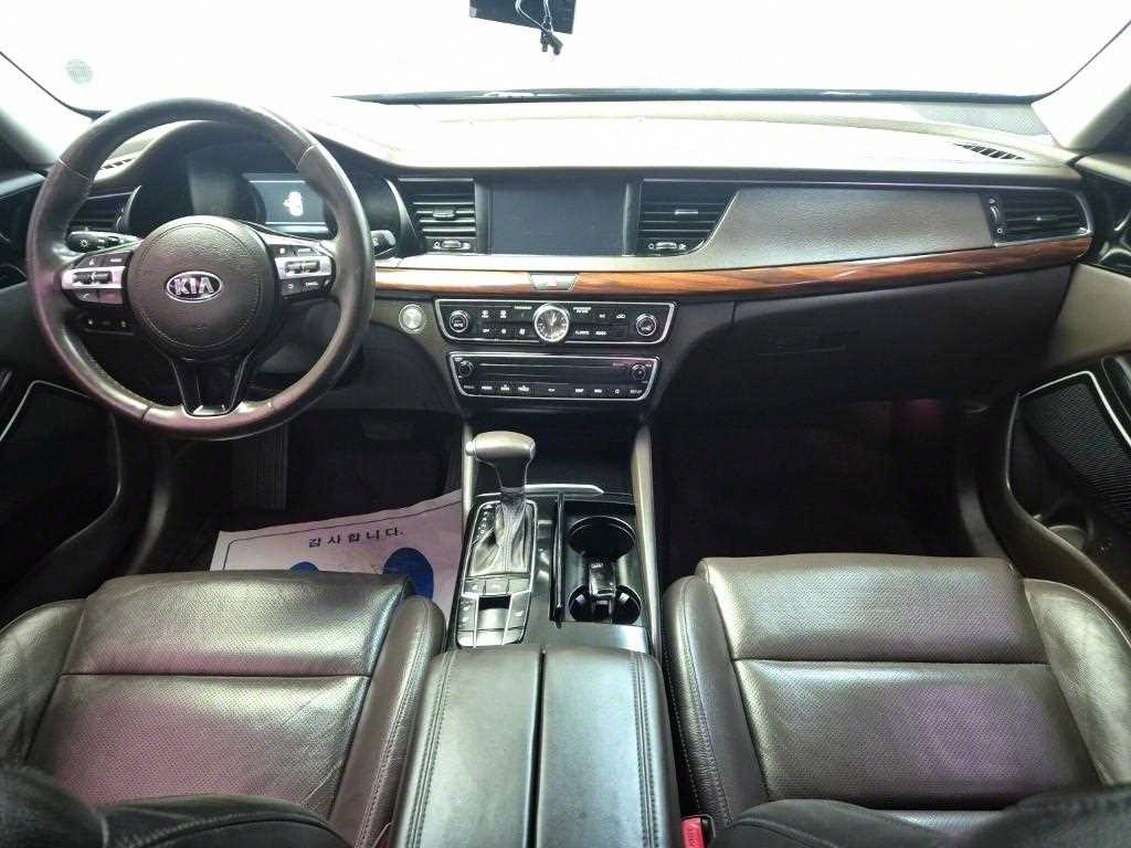 KIA K7 - Vista 7