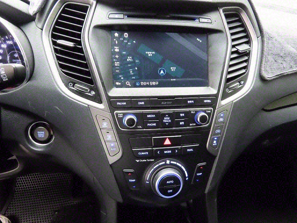 HYUNDAI Maxcruz - Vista 10