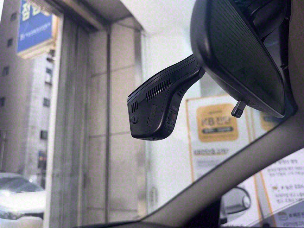 HYUNDAI Avante - Vista 11