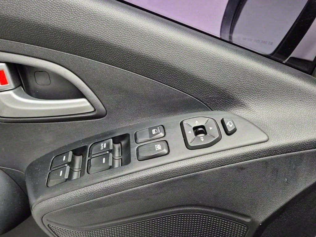 HYUNDAI Tucson 2014 Blanco - Importación desde Corea - HF Imports Iquique - Foto 17