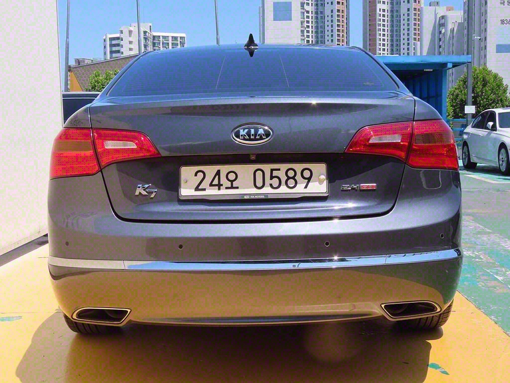 KIA K7 - Vista 4