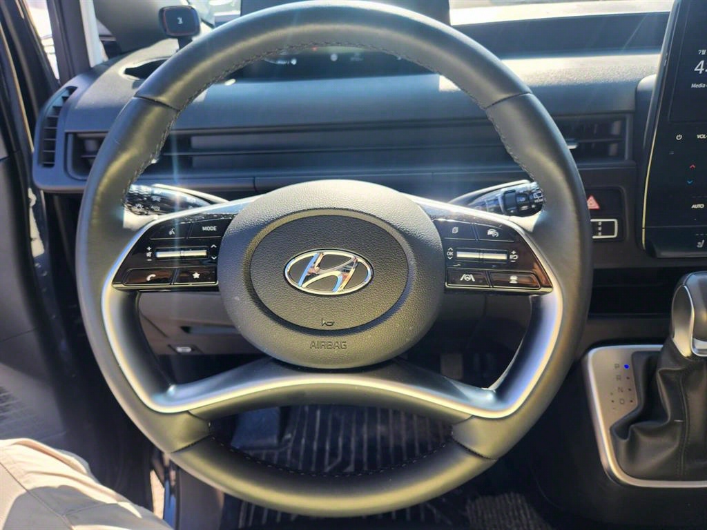 HYUNDAI Staria 2024 Negro - Importación desde Corea - HF Imports Iquique - Foto 14