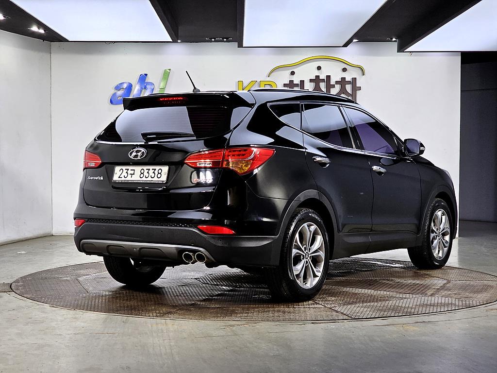 HYUNDAI Santa Fe - Vista 4