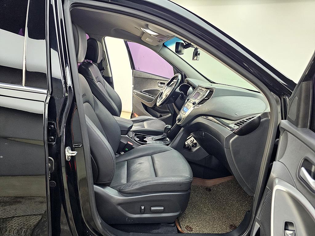 HYUNDAI Santa Fe - Vista 11