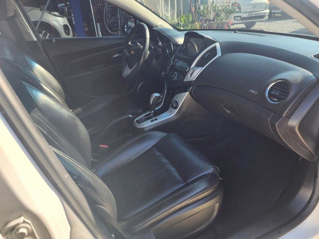 Chevrolet Cruise 2013 Blanco - Importación desde Corea - HF Imports Iquique - Foto 15