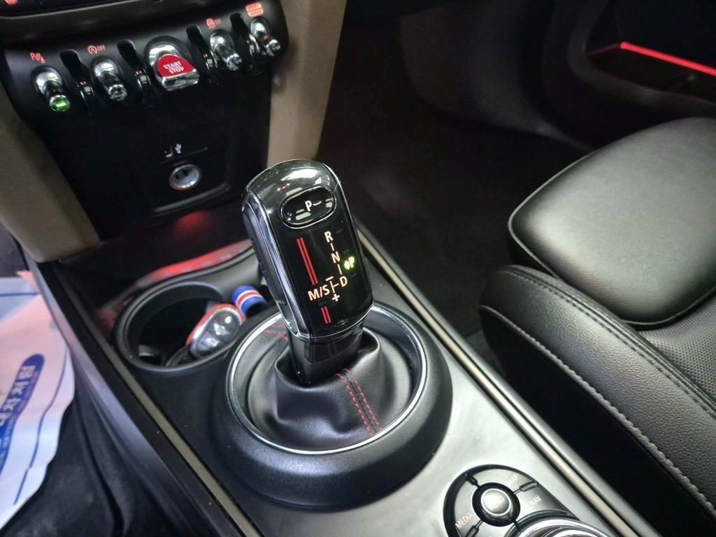 Mini Countryman - Vista 8