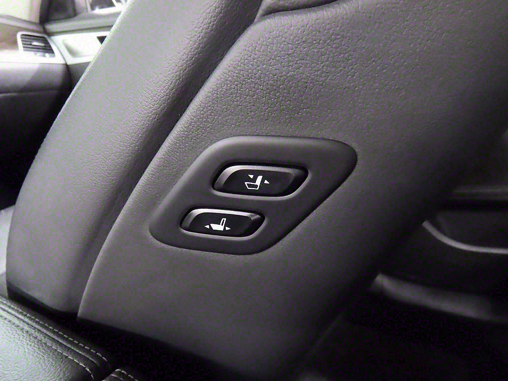 Genesis G80 - Vista 12