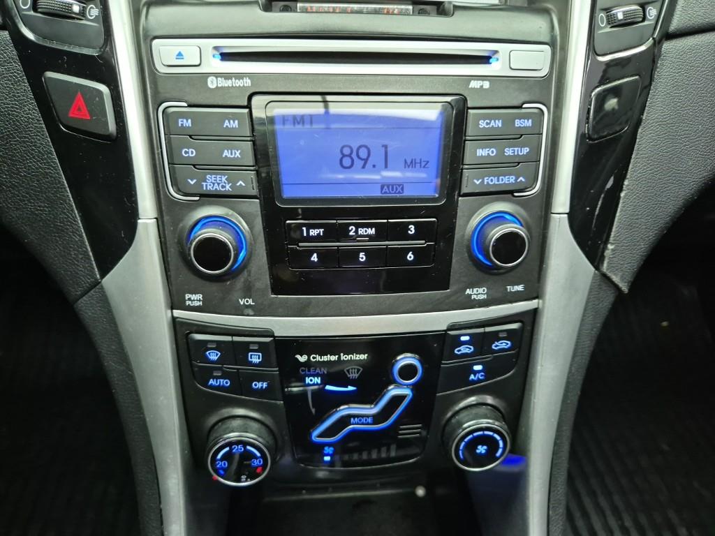 HYUNDAI Sonata - Vista 10