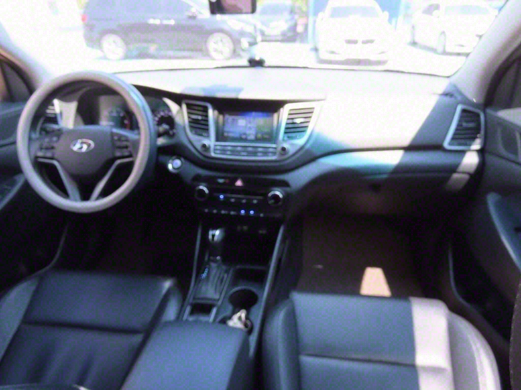HYUNDAI Tucson - Vista 5