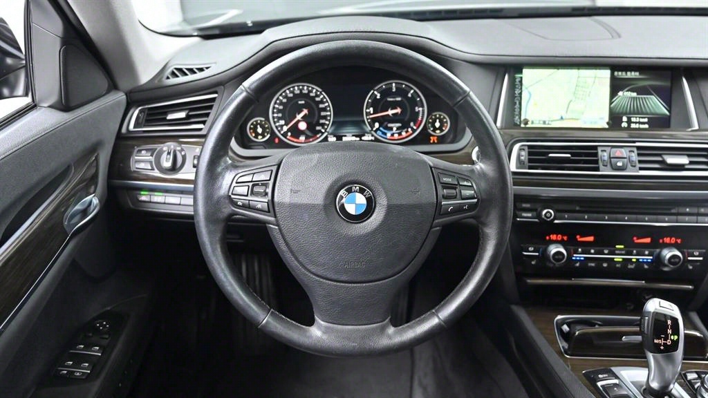 BMW 7 Series 2014 Negro - Importación desde Corea - HF Imports Iquique - Foto 18