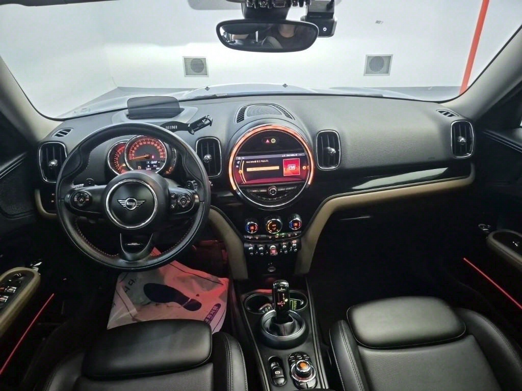 Mini Countryman - Vista 7