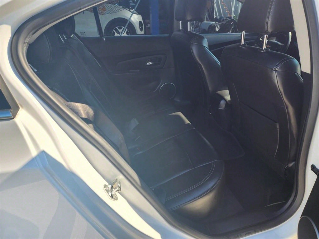 Chevrolet Cruise 2013 Blanco - Importación desde Corea - HF Imports Iquique - Foto 16