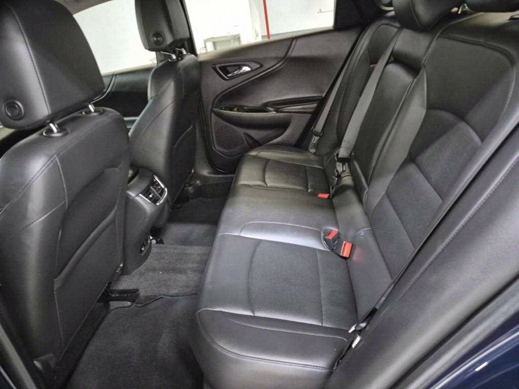 Chevrolet Malibu - Vista 12