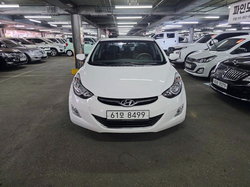 HYUNDAI Avante