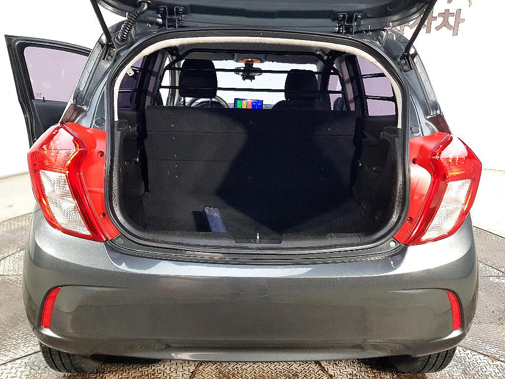 Chevrolet Spark 2019 Gris - Importación desde Corea - HF Imports Iquique - Foto 18