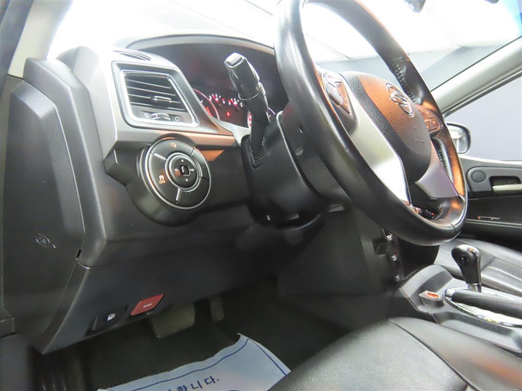 Ssangyong Korando 2016 Negro - Importación desde Corea - HF Imports Iquique - Foto 14