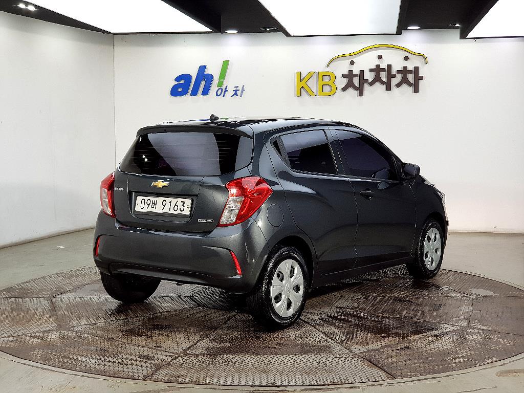 Chevrolet Spark - Vista 4