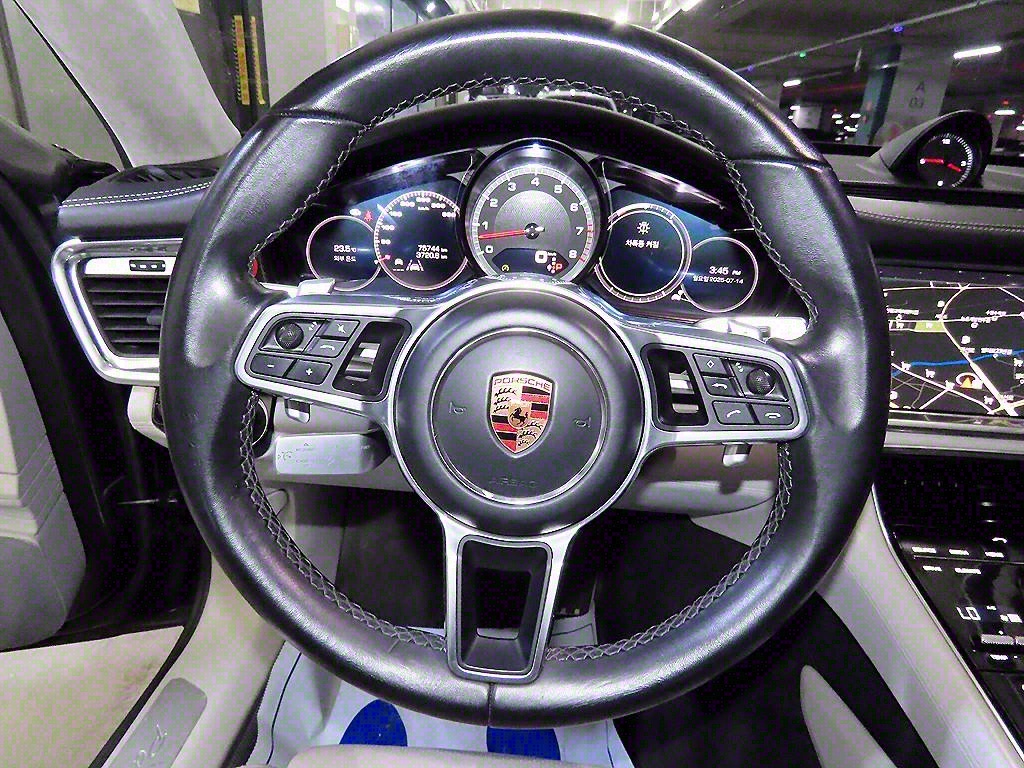 Porsche Panamera - Vista 8