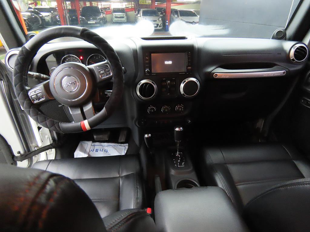 Jeep Wrangler - Vista 7
