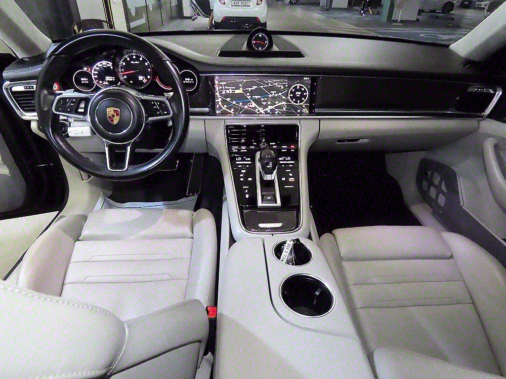 Porsche Panamera - Vista 10