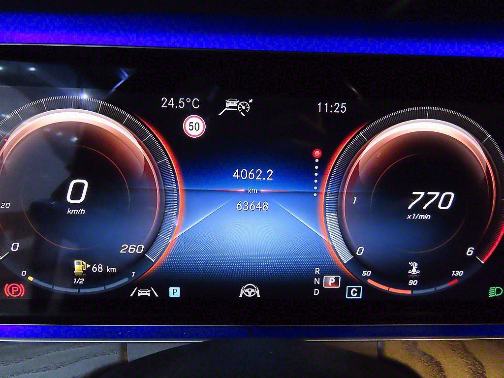 Mercedes Benz E class - Vista 9