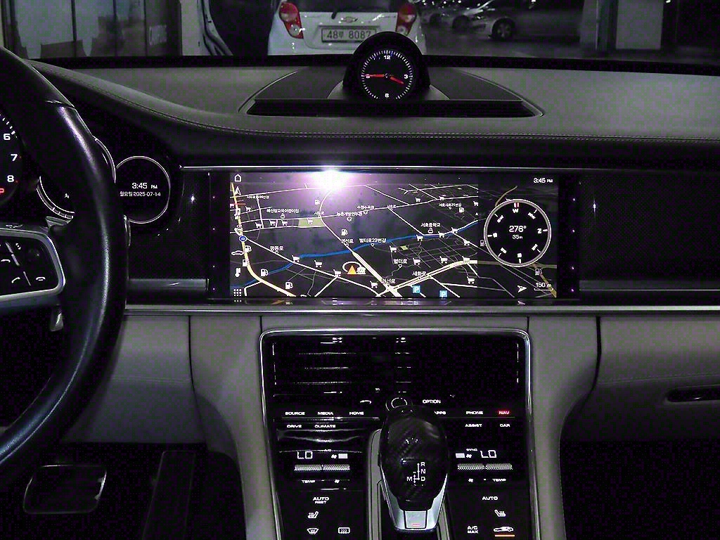 Porsche Panamera - Vista 11