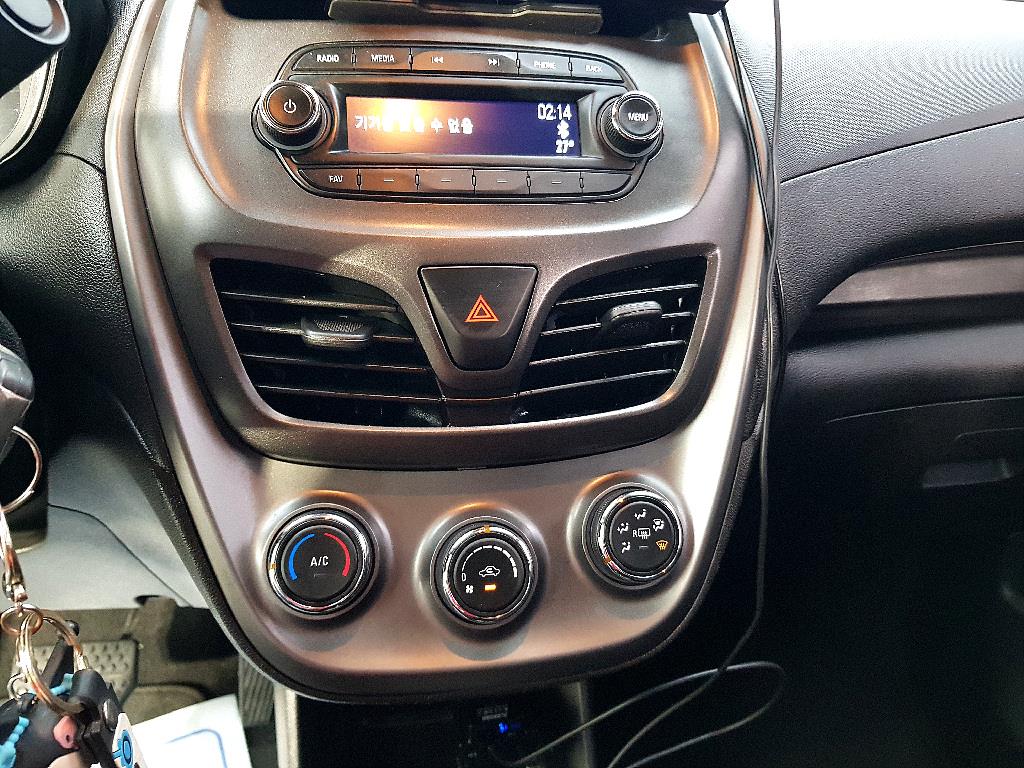 Chevrolet Spark 2019 Gris - Importación desde Corea - HF Imports Iquique - Foto 15