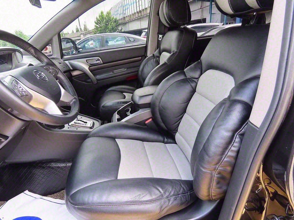 Ssangyong Korando - Vista 6