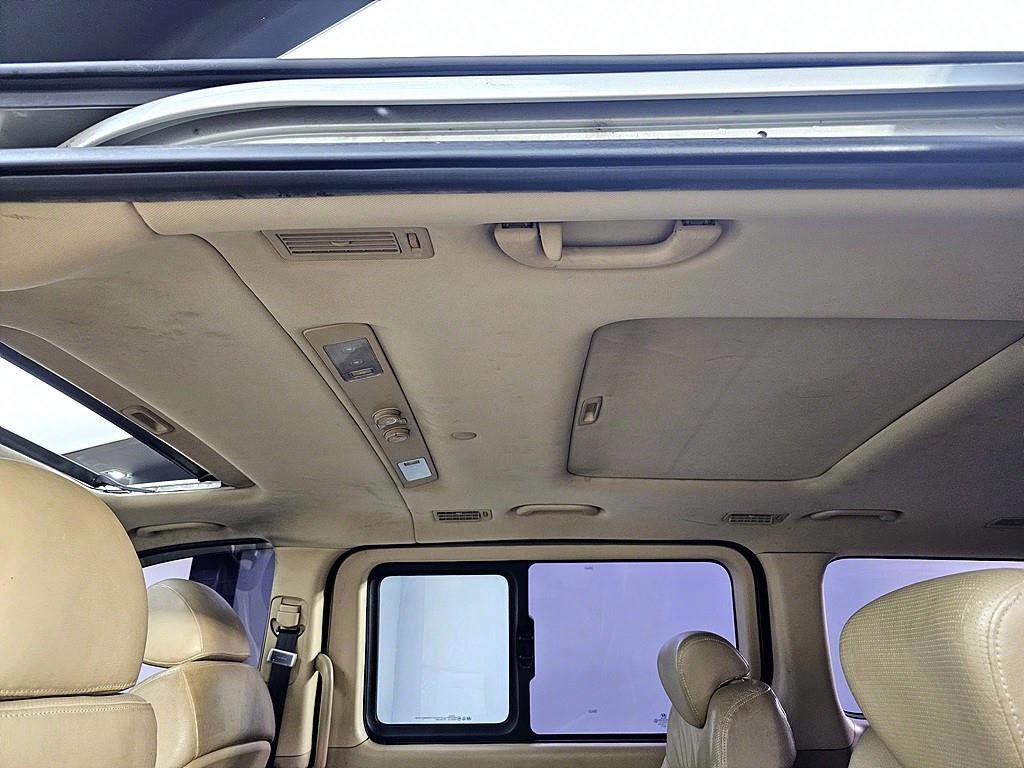 HYUNDAI Starex - Vista 12