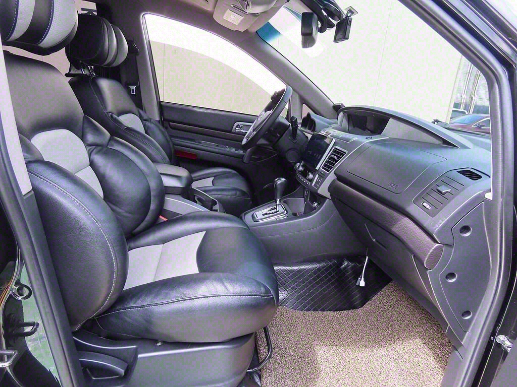 Ssangyong Korando - Vista 8