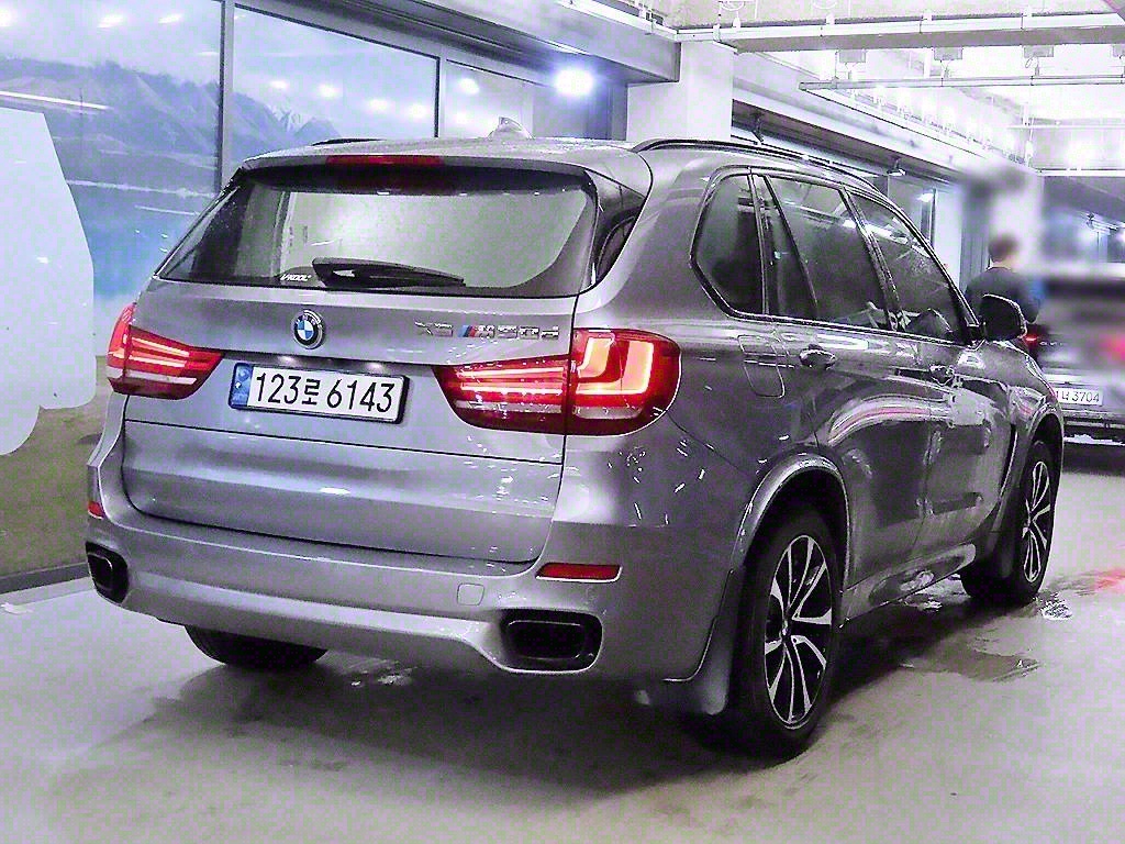 BMW X5 - Vista 4