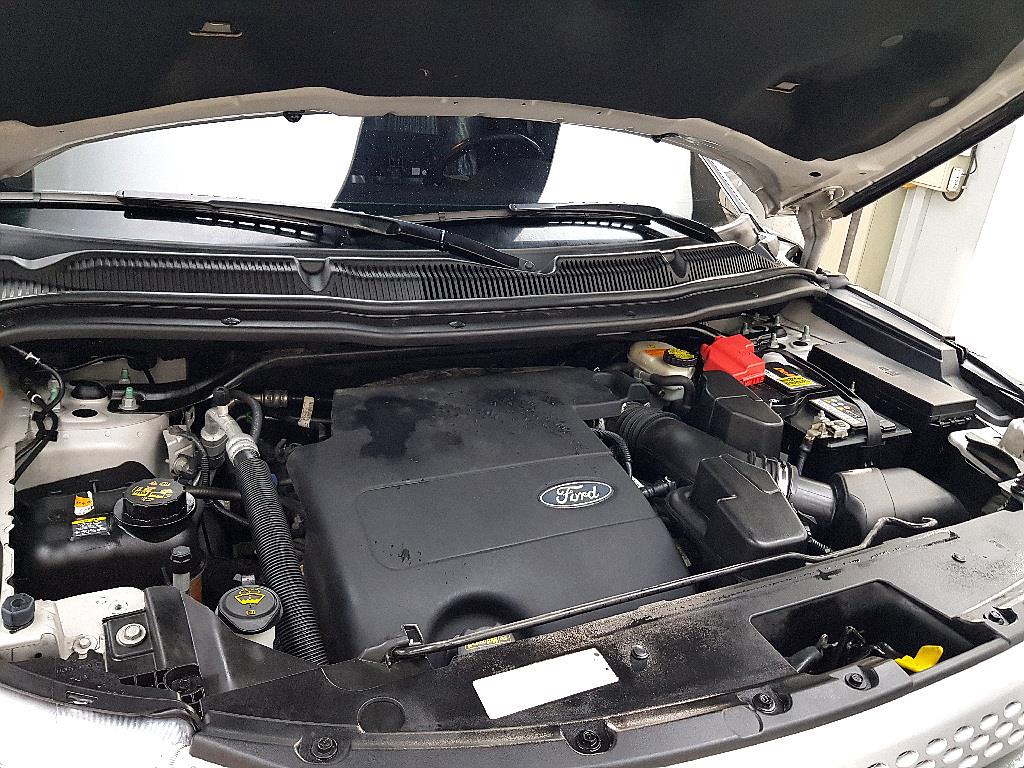 Ford Explorer - Vista 6