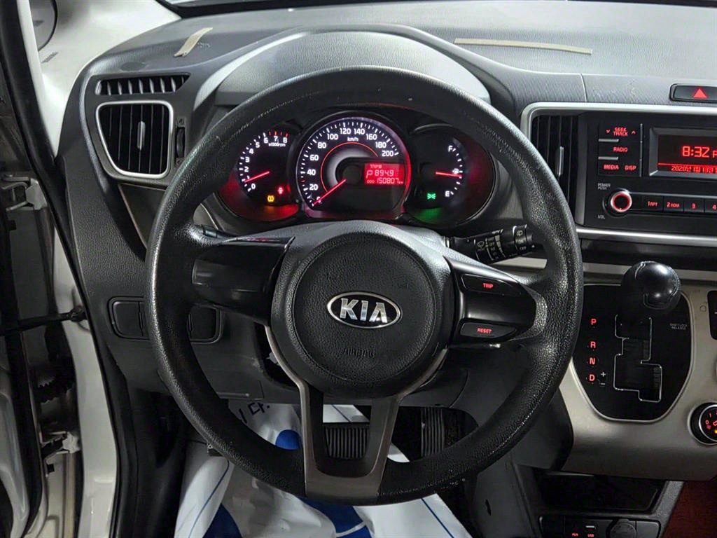 KIA Ray - Vista 8