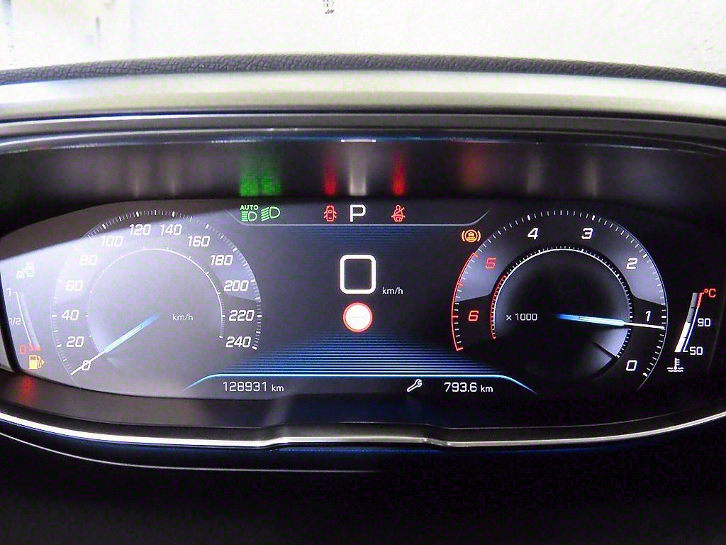 Peugeot 5008 - Vista 9