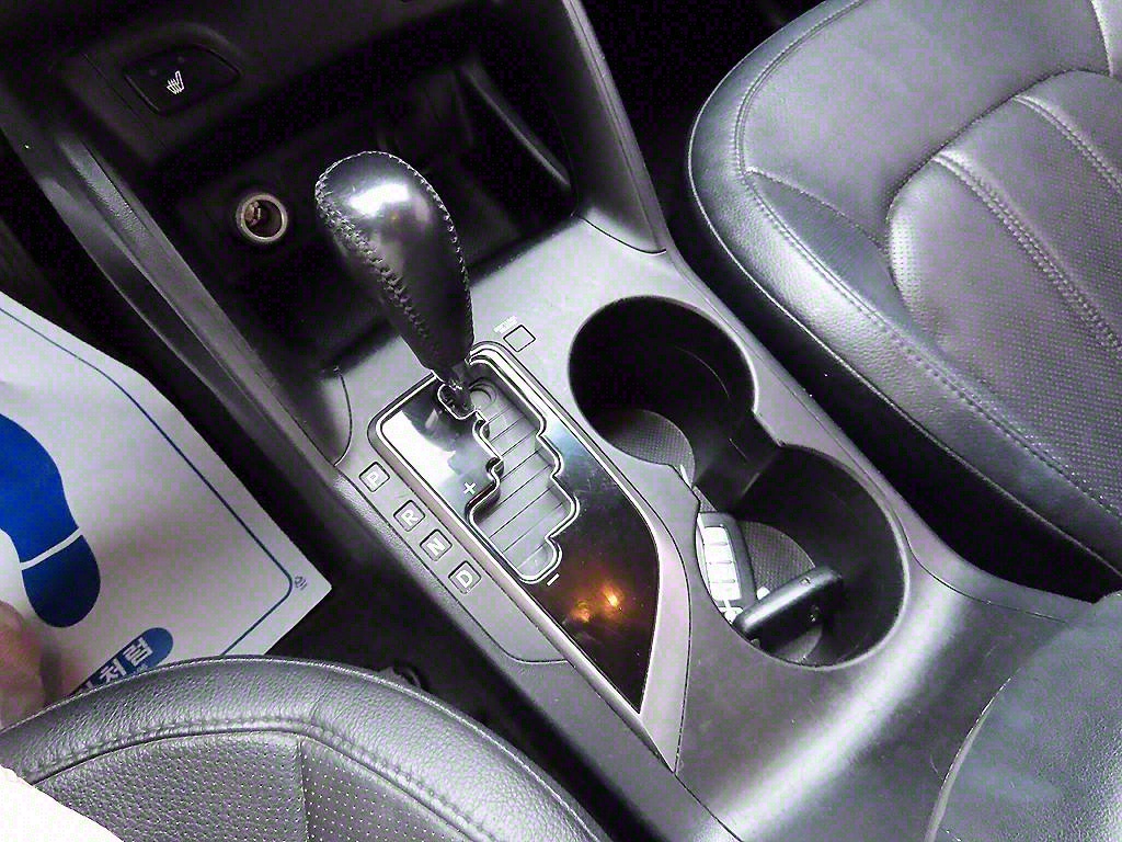 HYUNDAI Tucson - Vista 10