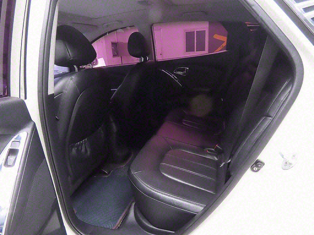 HYUNDAI Tucson 2012 Blanco - Importación desde Corea - HF Imports Iquique - Foto 10