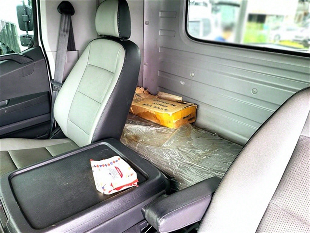 medium and large cargo Cargo - Vista 9